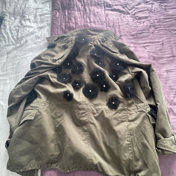 Tu Es Mon Tresor Tulle Flower Military Jacket - Picture 8 of 9